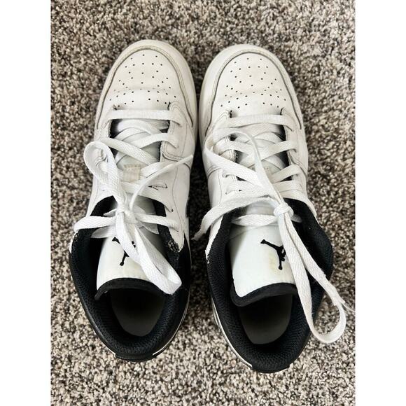 Nike Air Jordan 1 Low white/black size 6.5Y/ women's size 8 - Picture 4 of 8